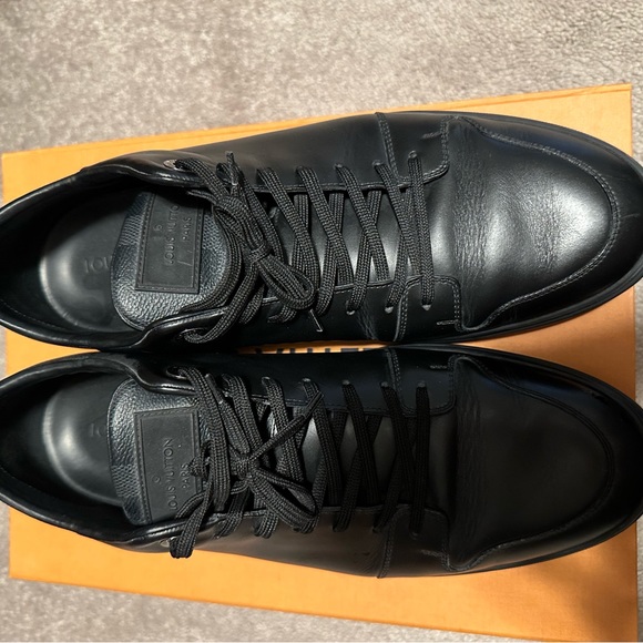 Men’s Louis Vuitton black sneakers - Picture 4 of 10